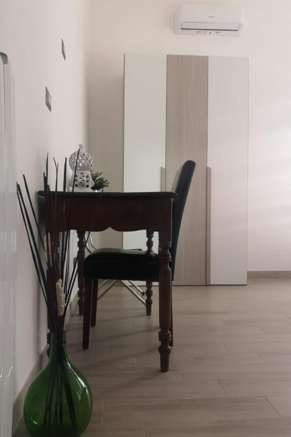 Apartamento Casa Midori Lecce Exterior foto